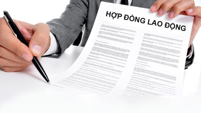 Một số quy định người lao động cần biết khi ký hợp đồng lao động - HRLegal - PhaplyNhansu